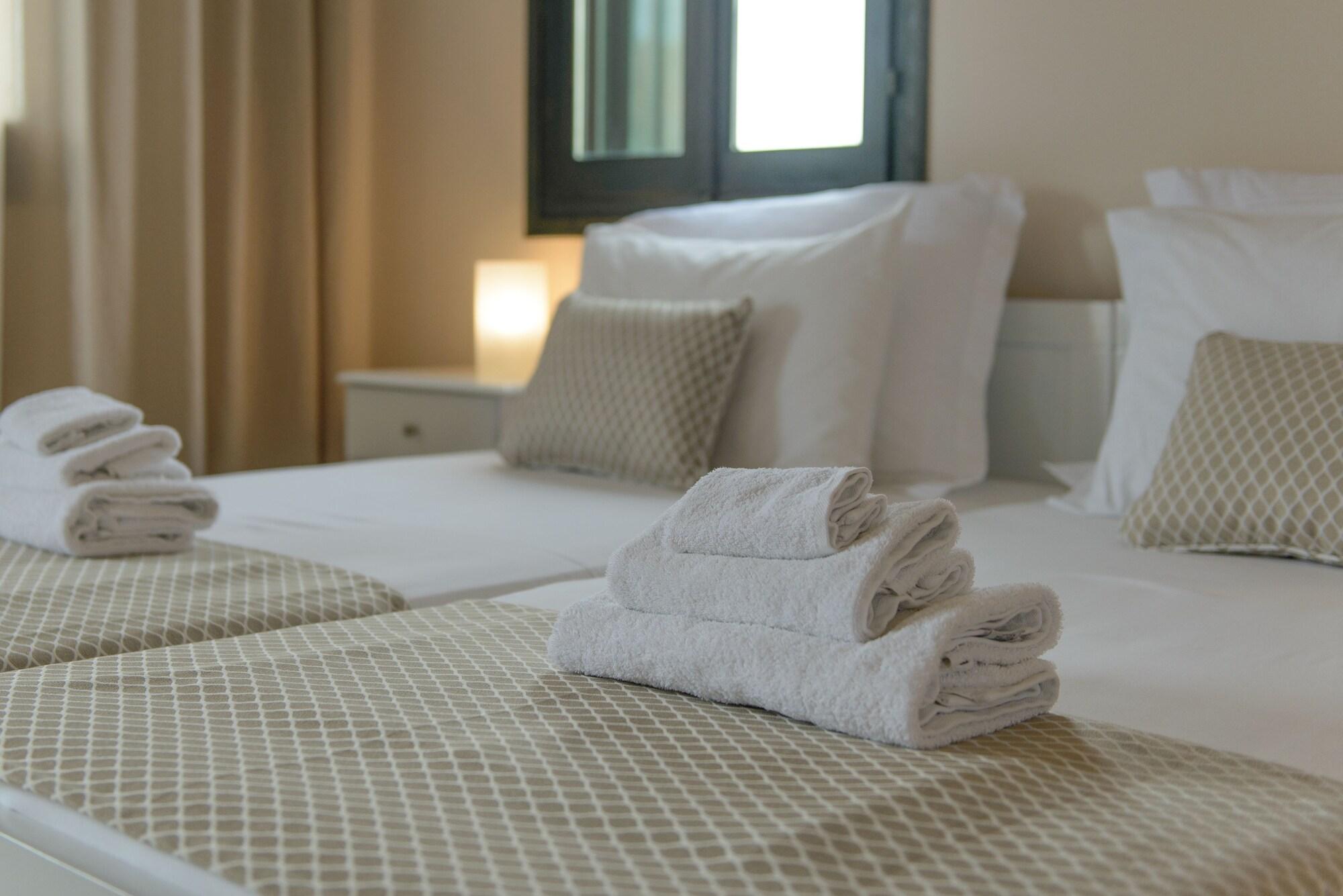 So Nice Hotel Marathókampos Екстериор снимка